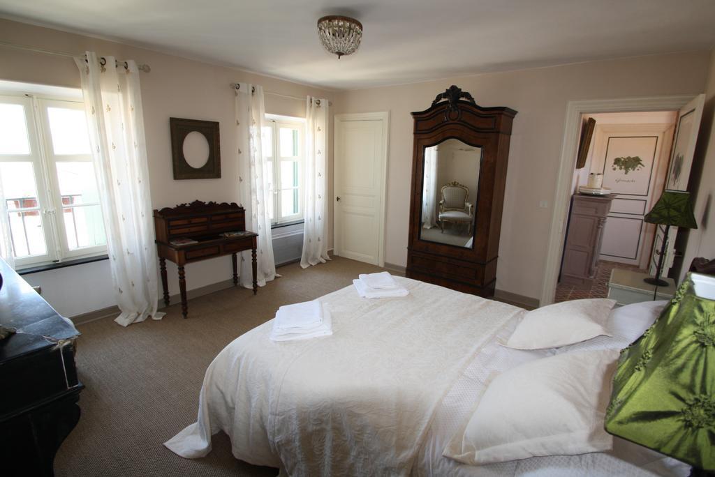 Villa La Montagute Thezan-des-Corbieres Zimmer foto